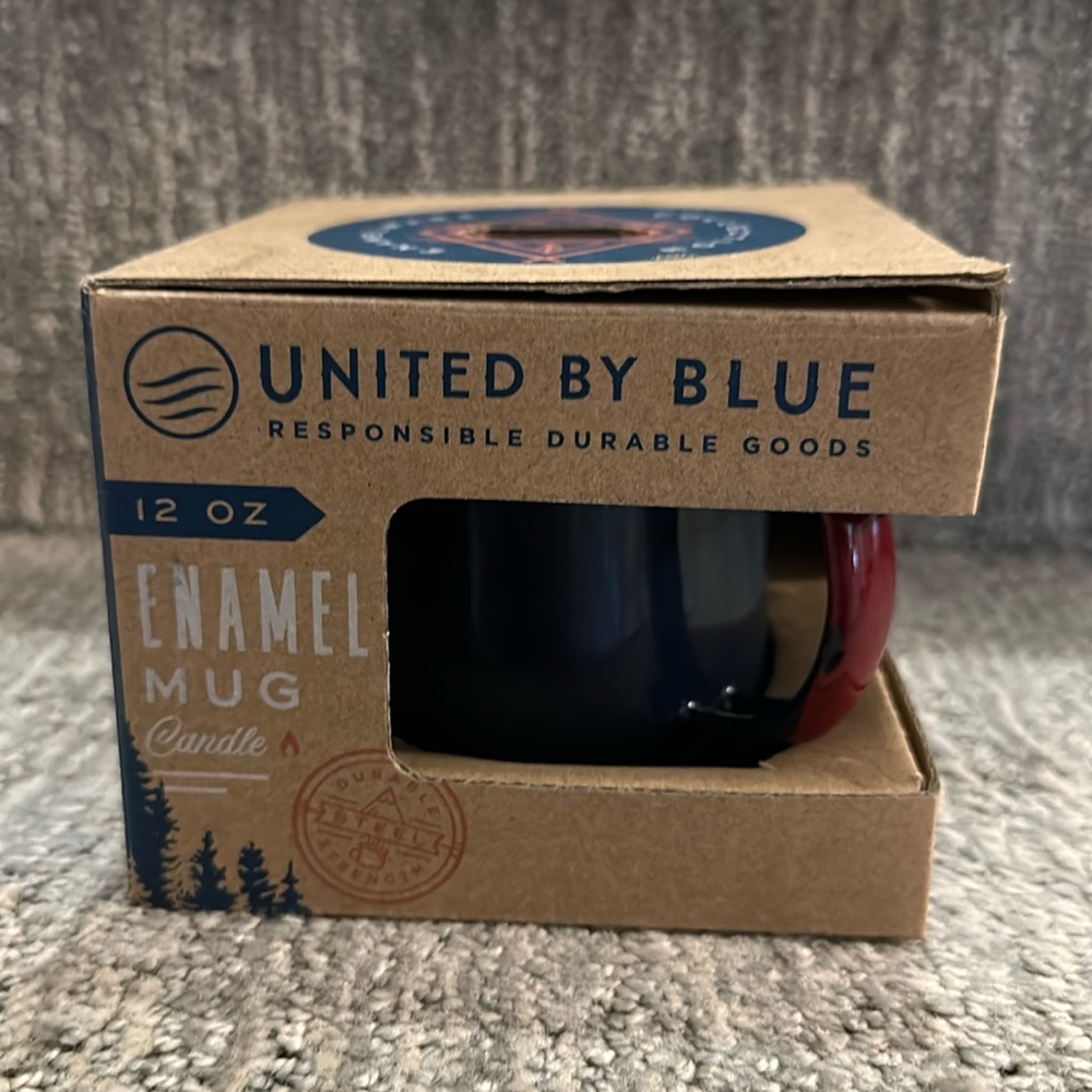 United By Blue Enamel Steel Mug Candle ‘mountains are calling’ camping